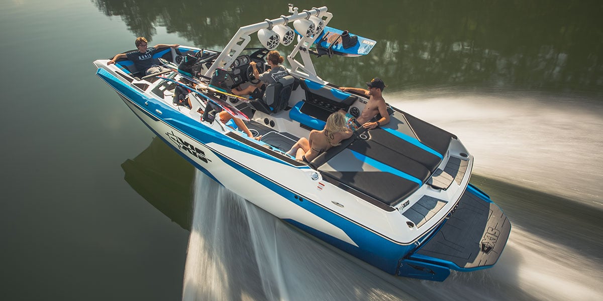 MC NXT22, Moomba Craz, Moomba Max vs Axis A22 - Aqua Sport Marine - 1.1 - Ste-Agathe.jpg