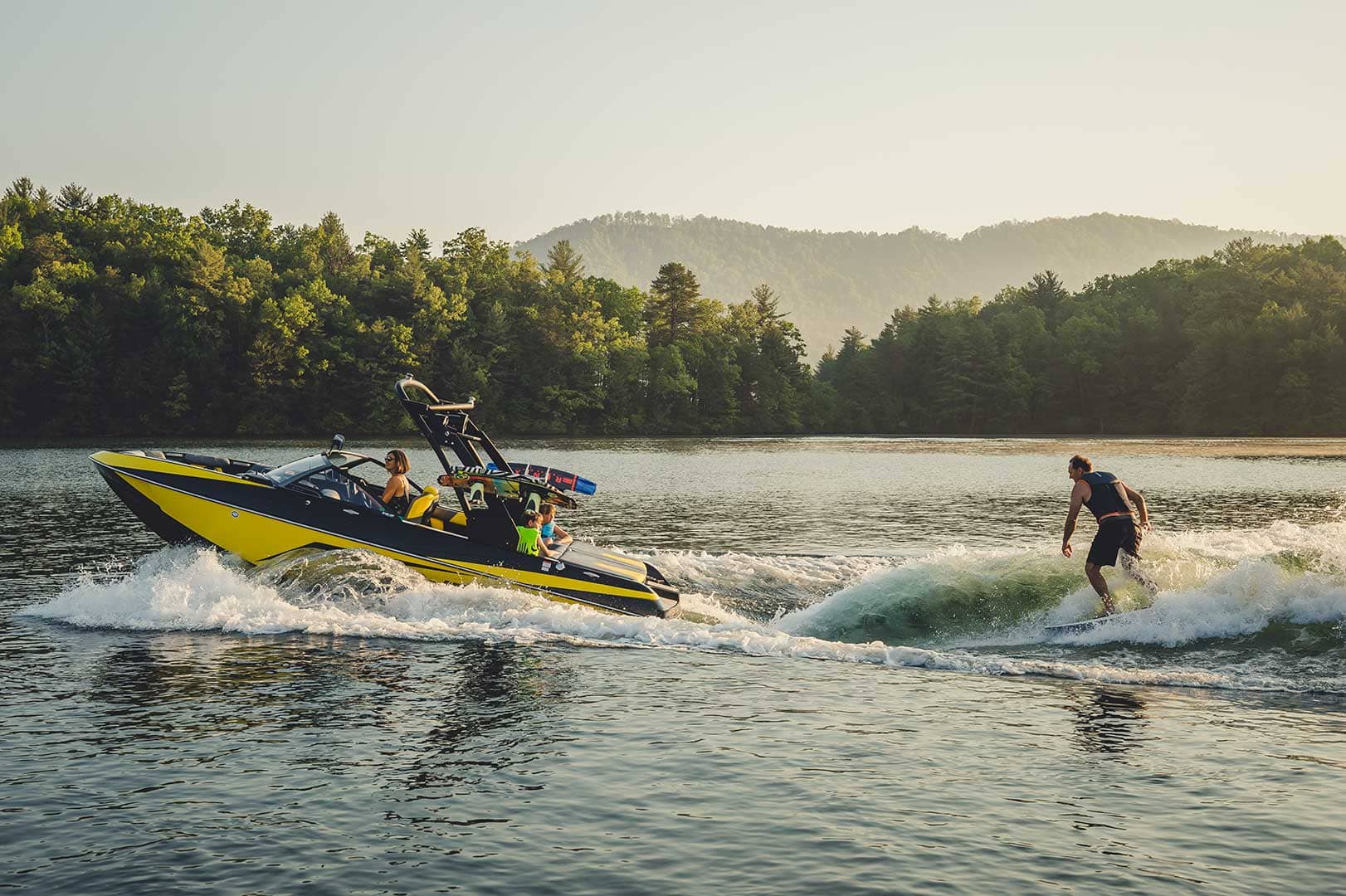 MC XT21, Nautique 210, Supra SR vs Malibu 21 VLX - Aqua Sport Marine - 1.0 - Laurentide.jpg
