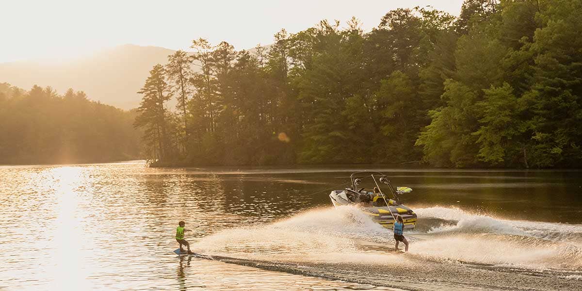MC XT21, Nautique 210, Supra SR vs Malibu 21 VLX - Aqua Sport Marine - 1.1 - Ste-Agathe.jpg