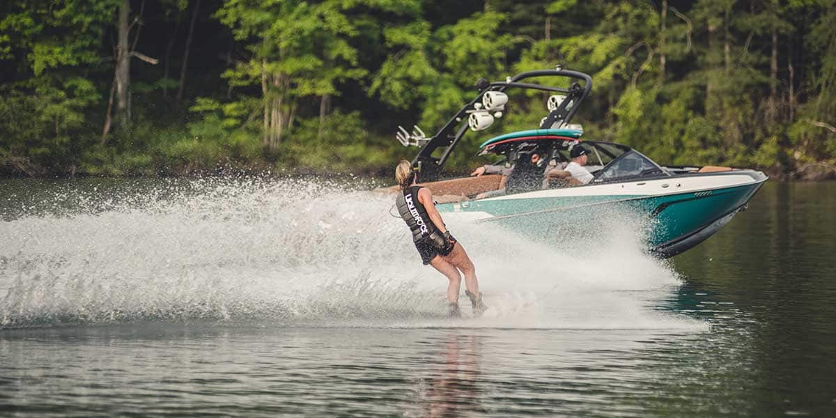 MC XT22, Nautique GS22, Centurion Ri217 vs Malibu 22 LSV | Aqua Sport Marine - 1.1 Ste-Agathe.jpg